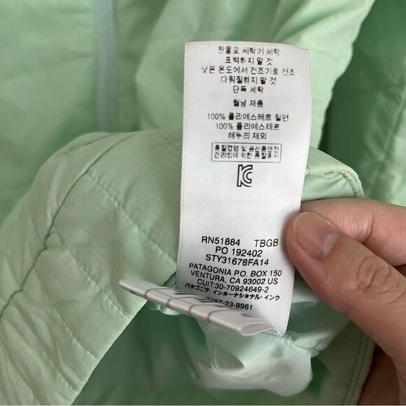 Patagonia Women's Mint Green Jacket Small - Picture 10 of 12